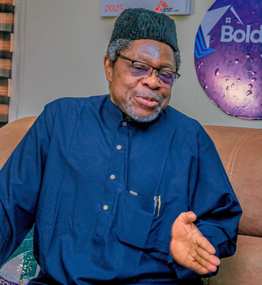 How I returned from the gate of the other world (1), by Hassan Gimba